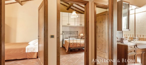 Дом с 8 спальнями в Умбертиде, Италия № 54553 29