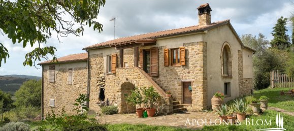 Дом с 8 спальнями в Умбертиде, Италия № 54553 9