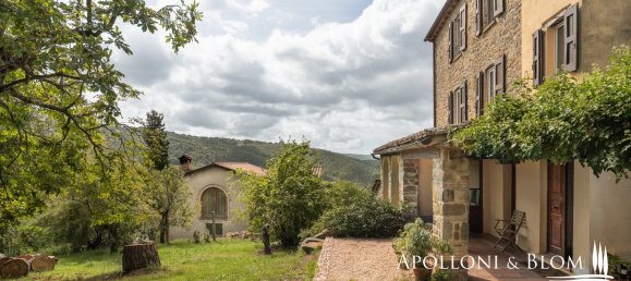 Дом с 8 спальнями в Умбертиде, Италия № 54553 17