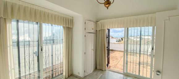 3 bedrooms Villa in Mijas, Spain No. 137768 18