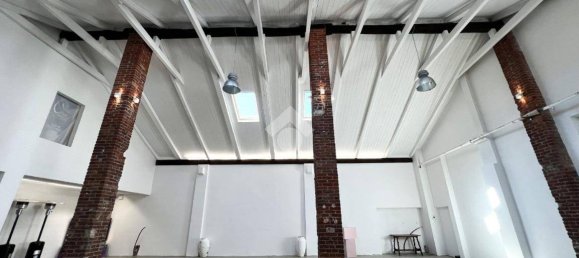 2غرفة عقار تجاري في Turin, Italy رقم 375270 9