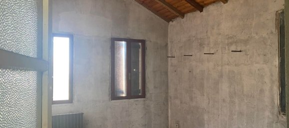 6 rooms House in Mezzanino, Italy No. 76710 3