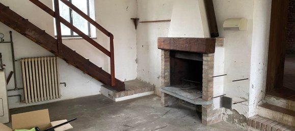 6 rooms House in Mezzanino, Italy No. 76710 12