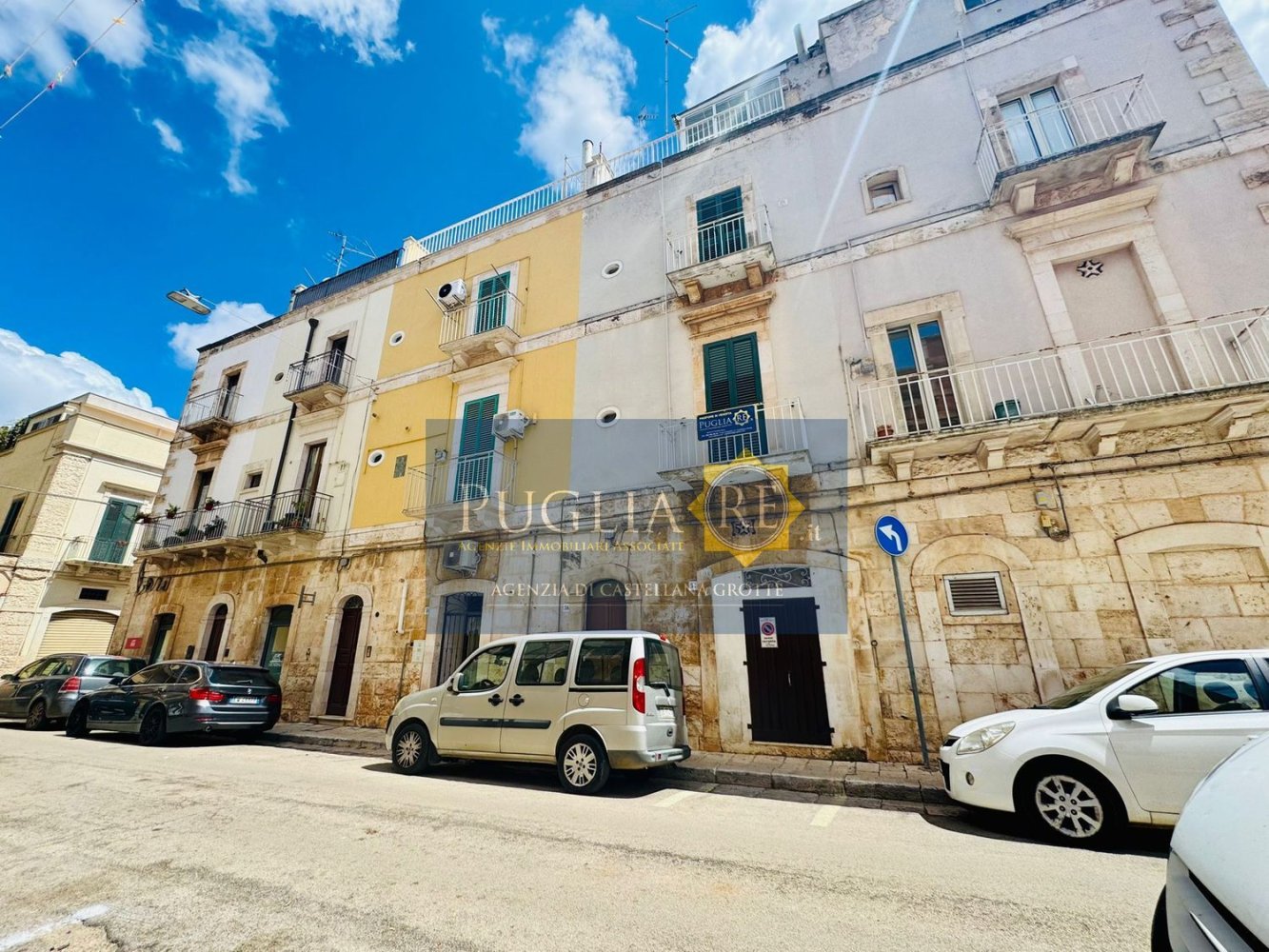 3 rooms House in Castellana Grotte, Italy No. 259831