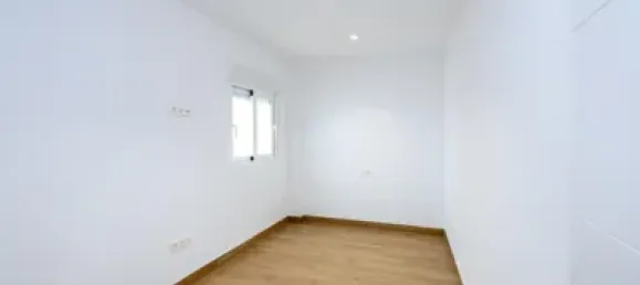 Apartamento de 3 dormitorios en Granada, Spain No. 176353 16
