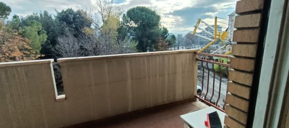 3 bedrooms Apartment in Terni, Italy No. 323873 2