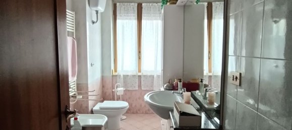 3 bedrooms Apartment in Terni, Italy No. 323873 17