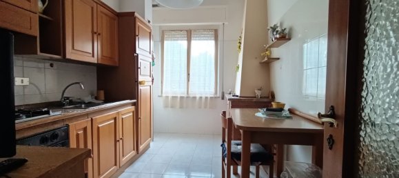 3 bedrooms Apartment in Terni, Italy No. 323873 7