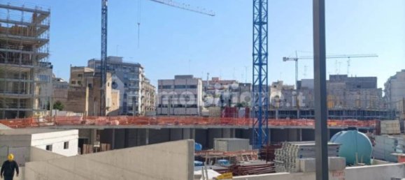 Propiedad comercial de 1 habitación en Lecce, Italy No. 96775 23