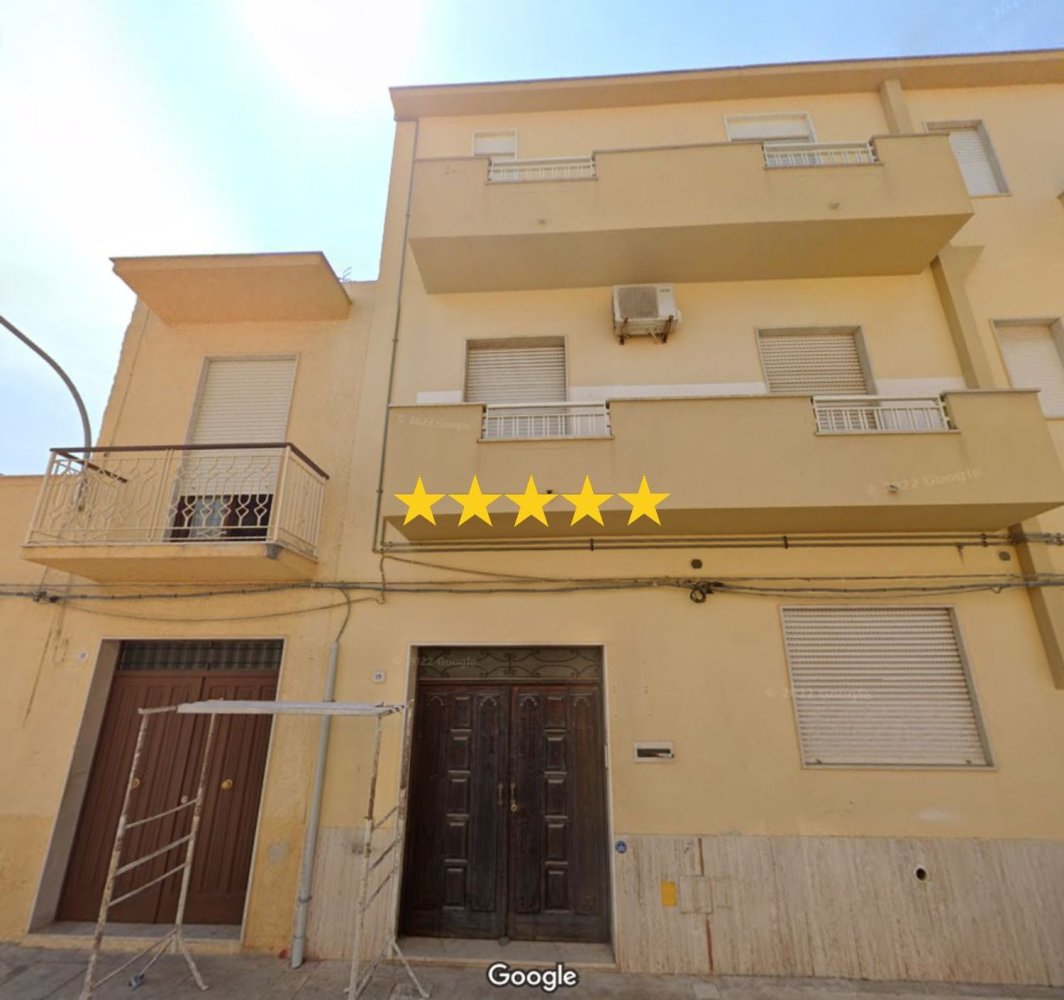 7 rooms Apartment in Mazara del Vallo, Italy No. 214034
