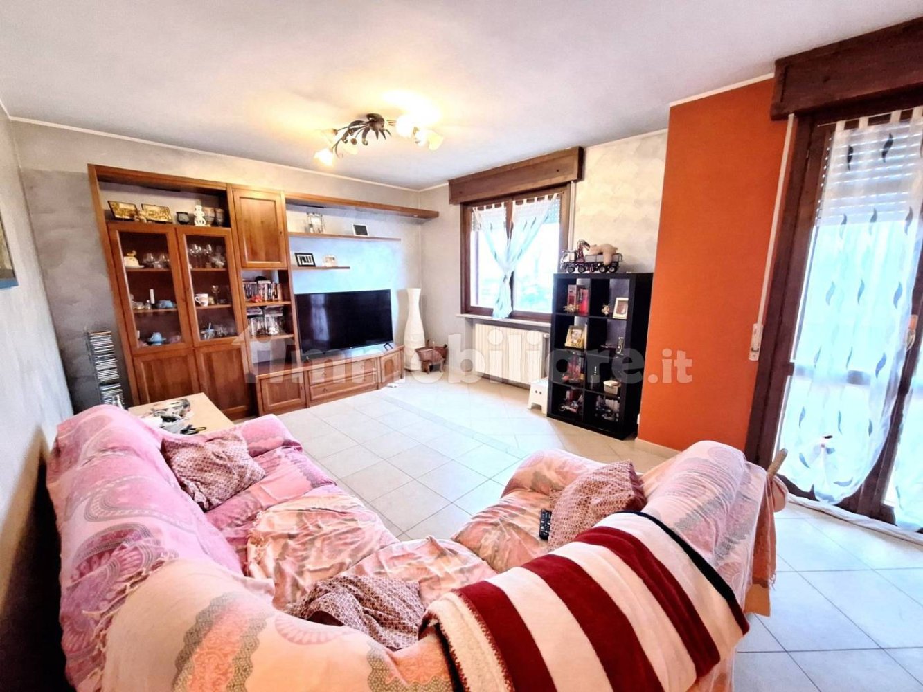 2 bedrooms Apartment in Parma, Italy No. 319819