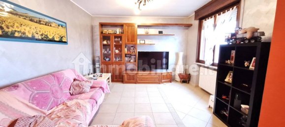 2 bedrooms Apartment in Parma, Italy No. 319819 2