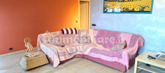 2 bedrooms Apartment in Parma, Italy No. 319819 5
