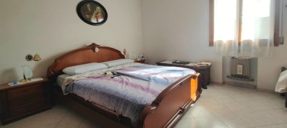 3 bedrooms Apartment in Novi di Modena, Italy No. 351526 13