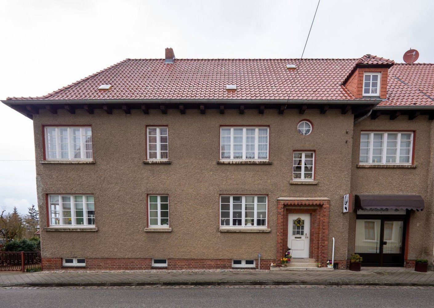 Moradia em banda de 12 divisões em Demmin, Germany N.º 247408