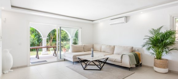 2 bedrooms Apartment in Estepona, Spain No. 4654 6