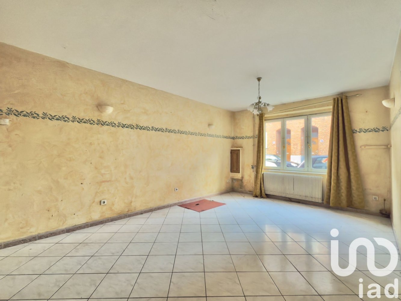 Casa de 5 habitaciónes en Roubaix, France No. 39662