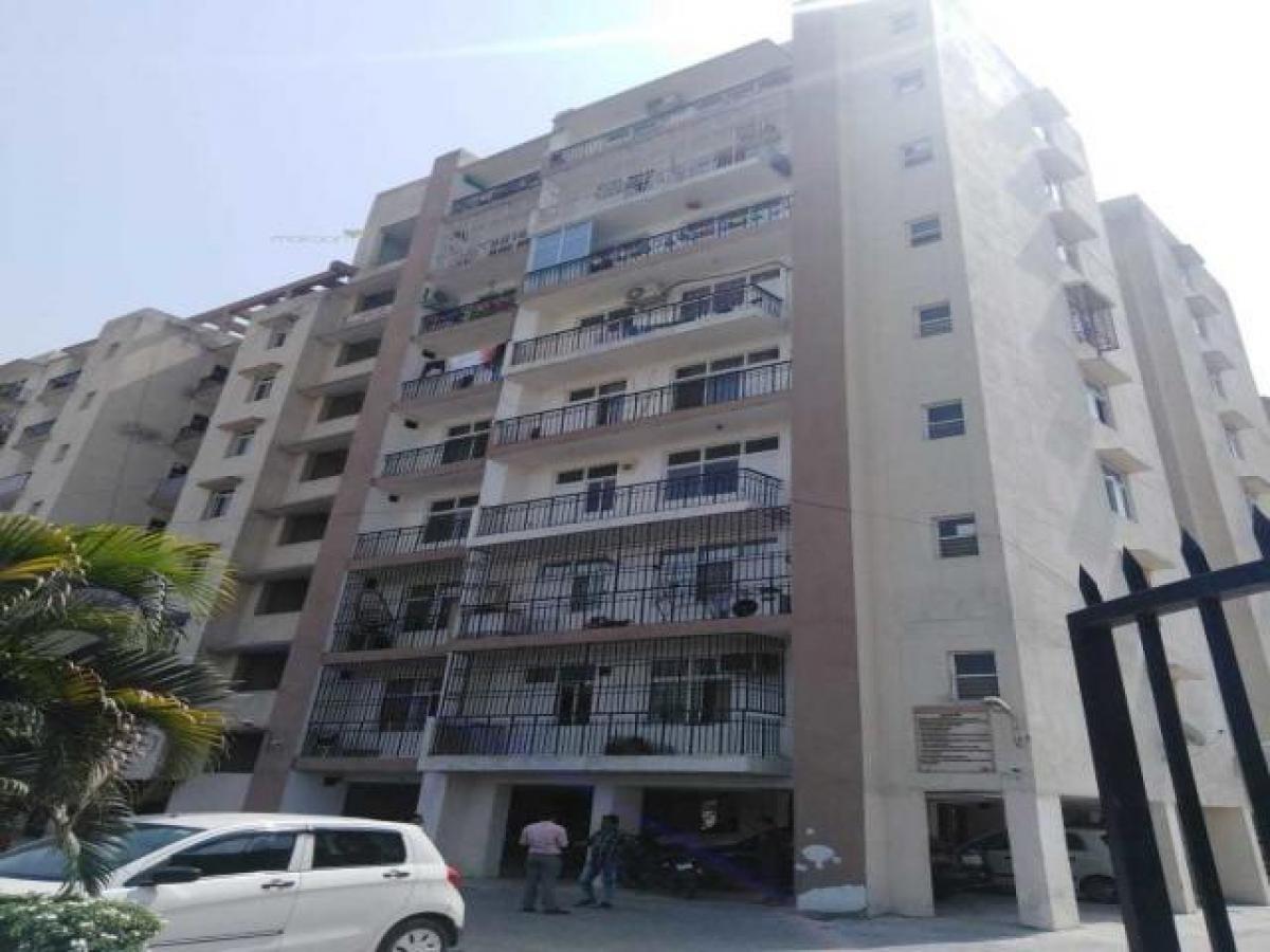 3 bedrooms House in Lucknow, India No. 21346