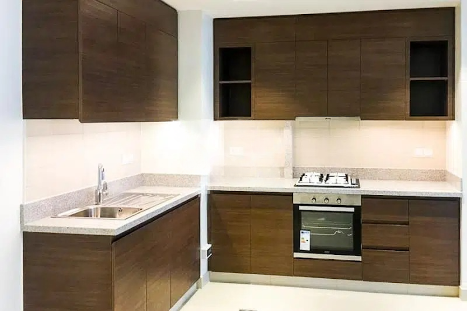 Apartamento de 2 dormitorios en Dubai, UAE No. 21056