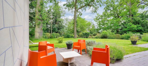 Casa de 4 dormitorios en Garches, France No. 172980 8