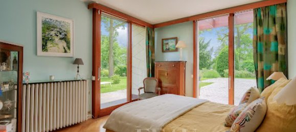 Casa de 4 dormitorios en Garches, France No. 172980 14