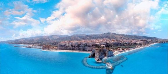 2 bedrooms Apartment in Crotone, Italy No. 183036 21