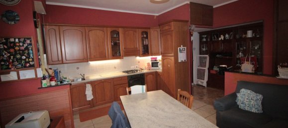 Apartamento de 4 divisões em Casale Monferrato, Italy N.º 70831 2