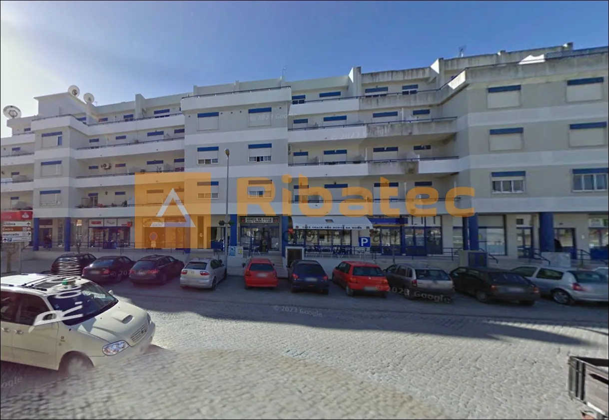  عقار تجاري في Coruche, Portugal 39متر مربع رقم 334777