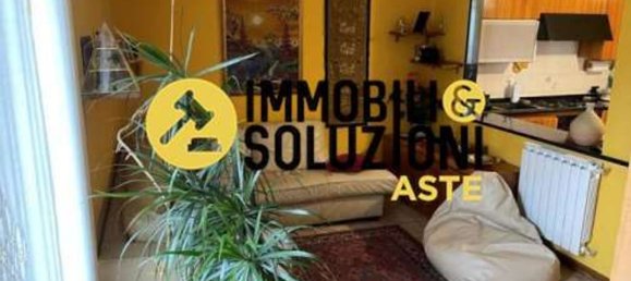 3 rooms Apartment in Cerano, Italy No. 7459 19