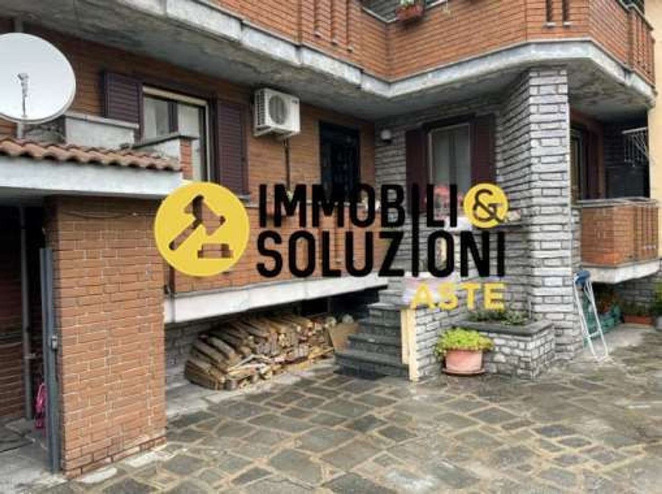 3 rooms Apartment in Cerano, Italy No. 7459