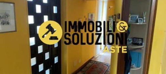 3 rooms Apartment in Cerano, Italy No. 7459 18