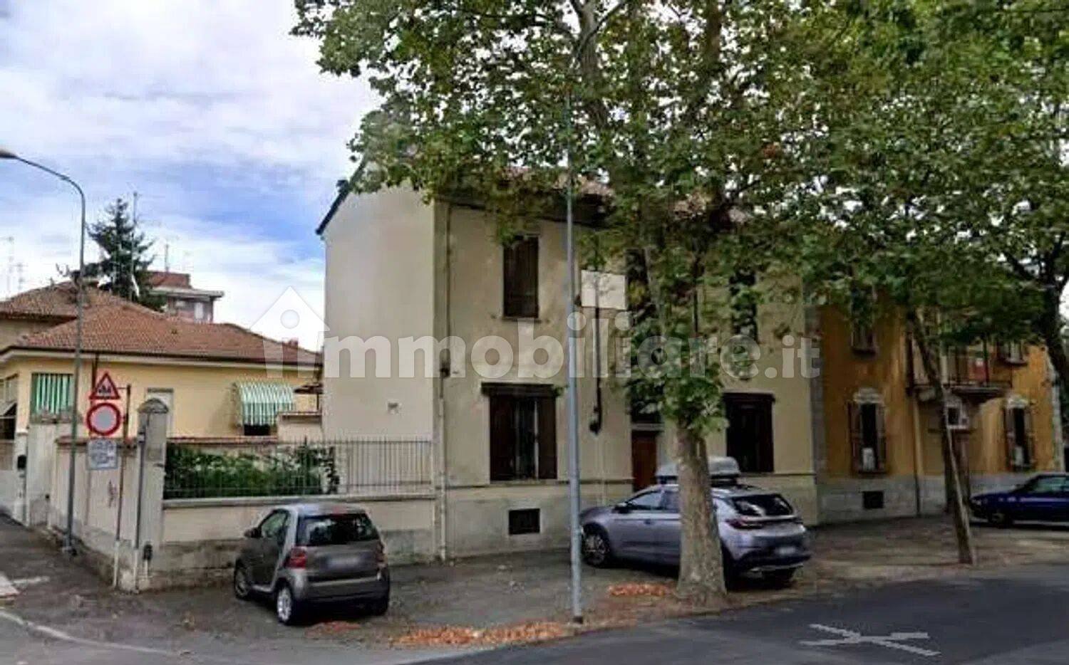 Вилла с 4 спальнями в Вогера, Италия № 340642