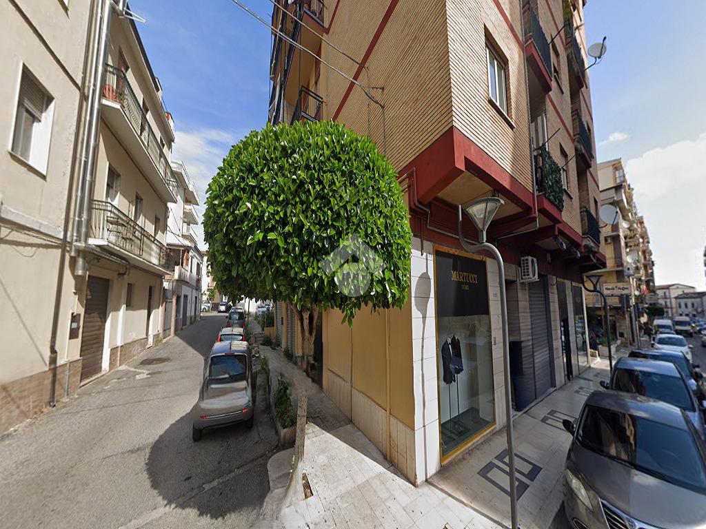 Склад с 1 комнатой в Корильяно Калабро, Италия № 116311