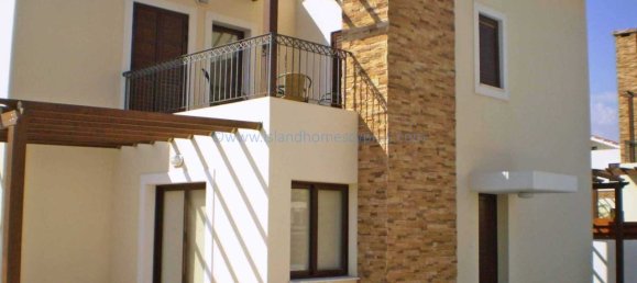 3 bedrooms House in Ayia Napa, Cyprus No. 23881 5