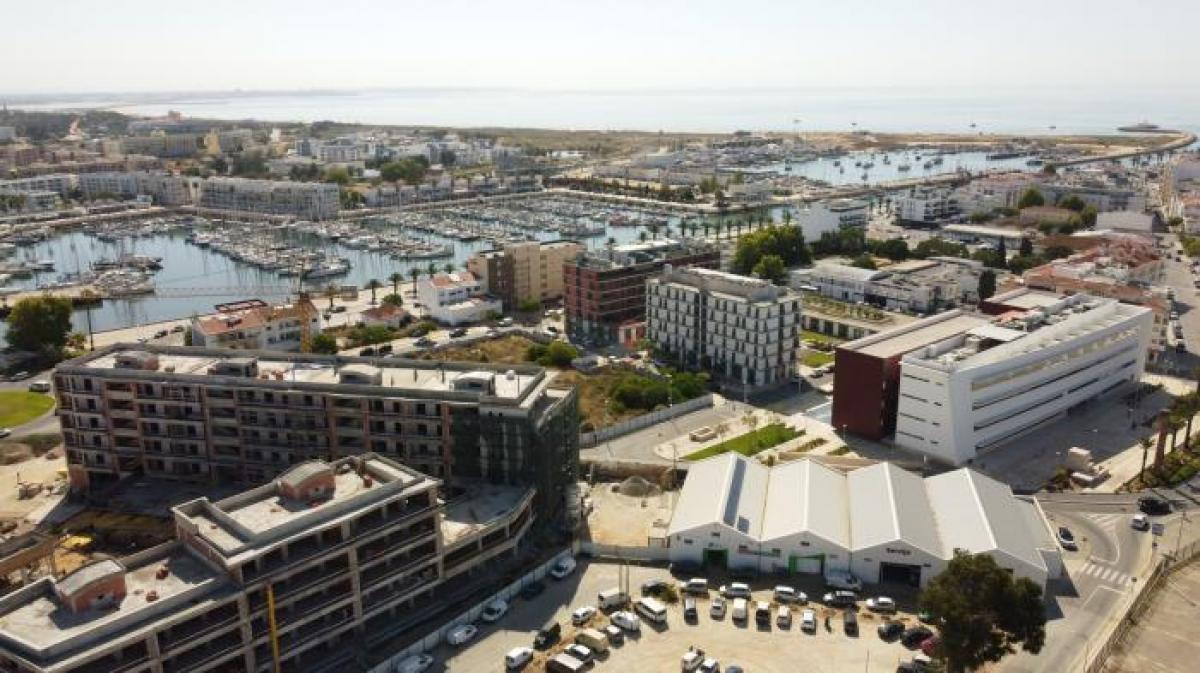 Apartamento de 4 dormitorios en Lagos, Portugal No. 3097