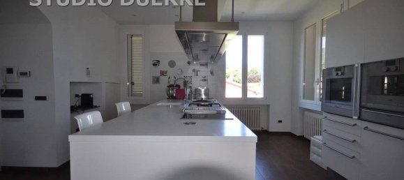 15 Schlafzimmer Villa in Leggiuno, Italy, Nr. 333098 24