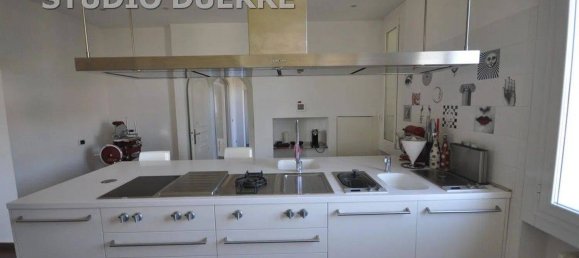 15 Schlafzimmer Villa in Leggiuno, Italy, Nr. 333098 27