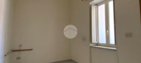 Apartamento T2 em San Giorgio a Cremano, Italy N.º 52477 12