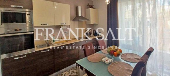 3 bedrooms Apartment in Fgura, Malta No. 8006 12