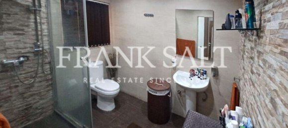 3 bedrooms Apartment in Fgura, Malta No. 8006 17