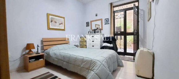 Duplex independente T3 em Gzira, Malta N.º 234 13