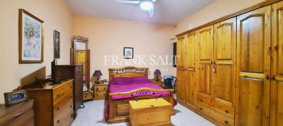 Duplex independente T3 em Gzira, Malta N.º 234 9