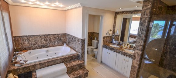 5 chambres Villa à Marbella, Spain No. 5746 8