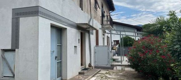 8 rooms Apartment in Trento, Italy No. 299028 5