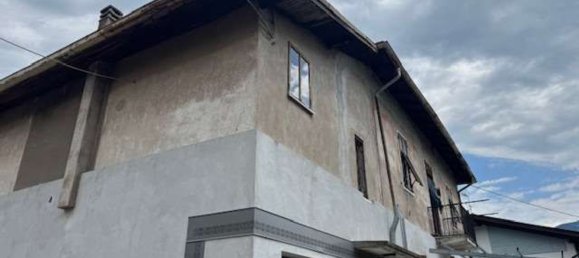 8 rooms Apartment in Trento, Italy No. 299028 4