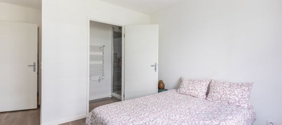 Квартира с 3 спальнями в Ле Павийон-су-Буа, Франция № 359296 14