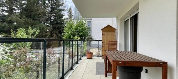 Квартира с 3 спальнями в Ле Павийон-су-Буа, Франция № 359296 3