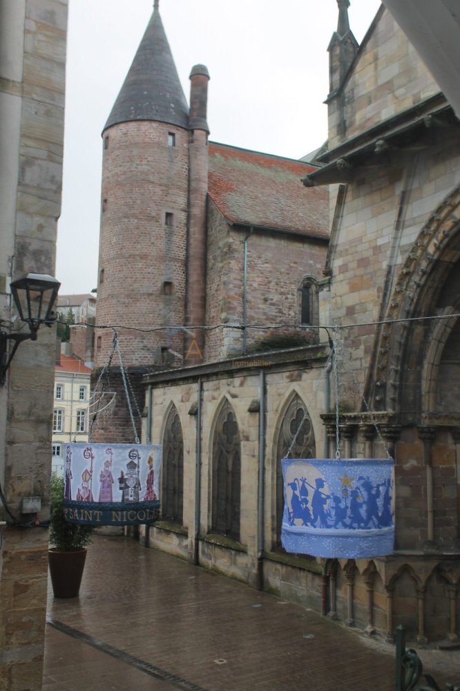 Apartamento de 2 dormitorios en Epinal, France No. 75697