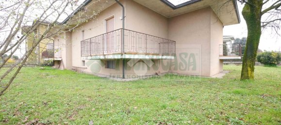 Вилла с 3 спальнями в Пумененго, Италия № 106257 6