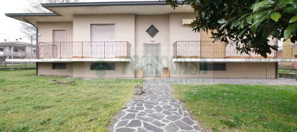 Вилла с 3 спальнями в Пумененго, Италия № 106257 2